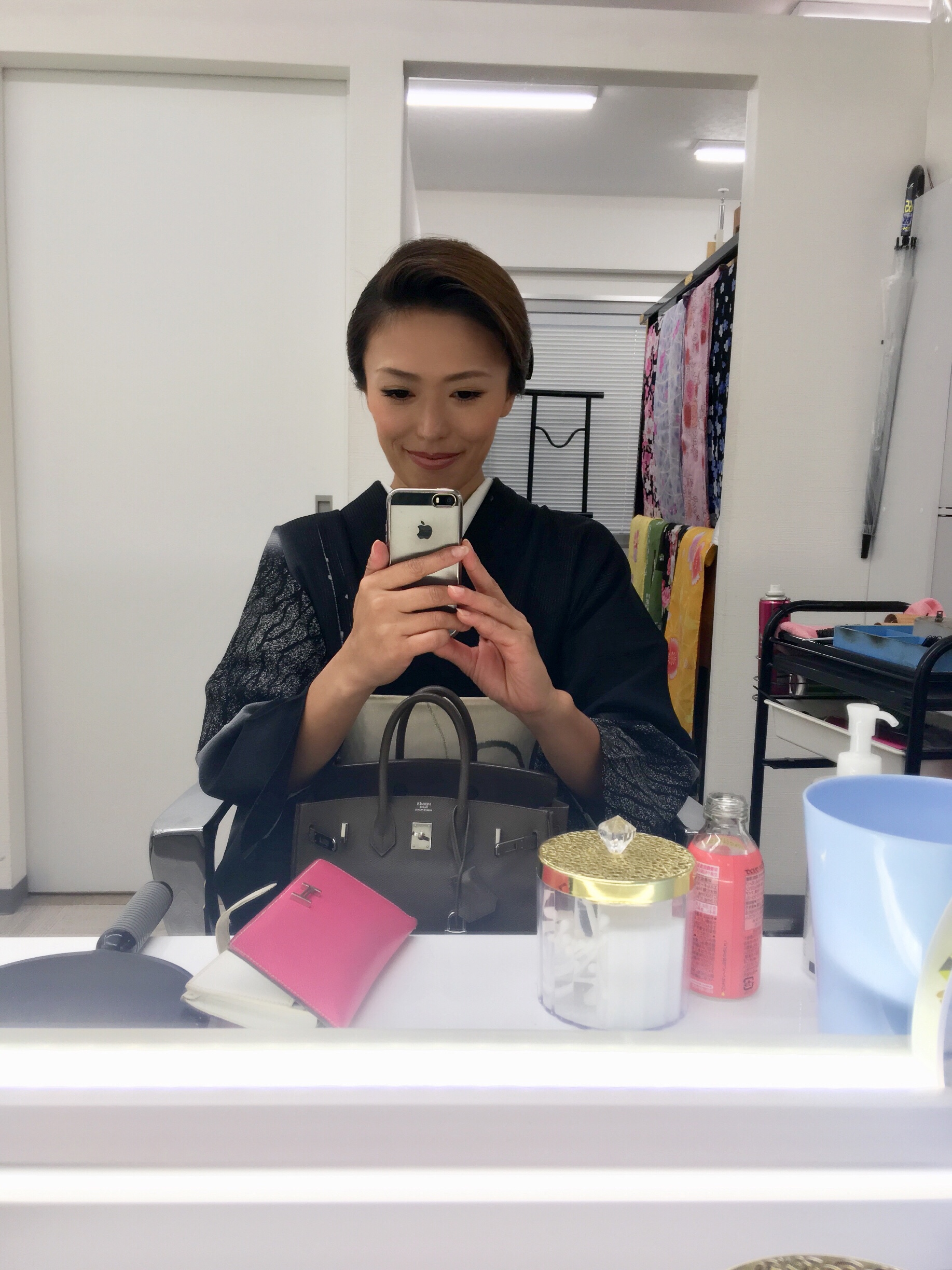 銀座ホステス出勤前美容室
